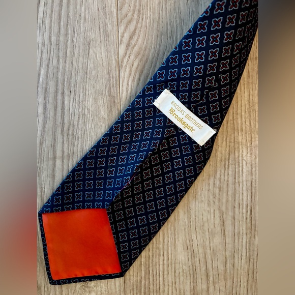 Brooks Brothers Brooksgate Navy Silk and Geometric Tie - Picture 3 of 6